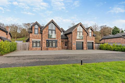 5 bedroom detached house for sale, De Montfort House, Haven Pastures, Henley-in-Arden