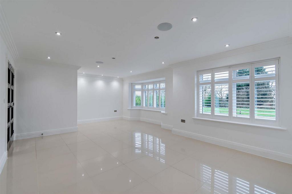 8629922-interior24-800.jpg