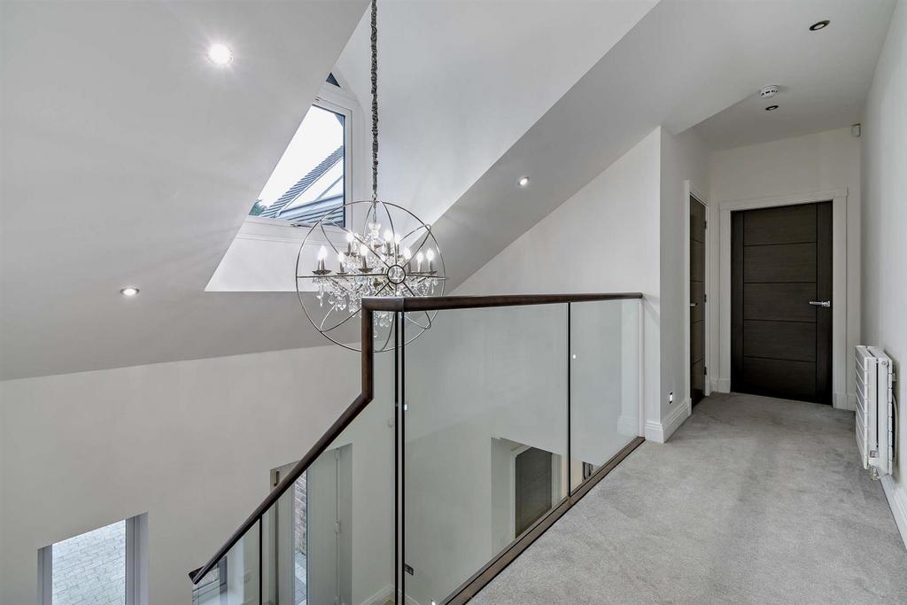 8629922-interior22-800.jpg