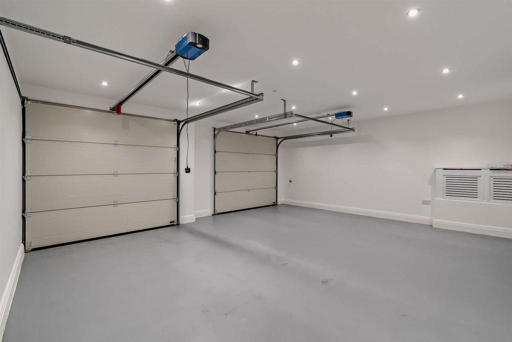 8629922-interior36-800.jpg
