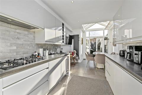 2 bedroom maisonette for sale, Lower Richmond Road, Richmond, TW9