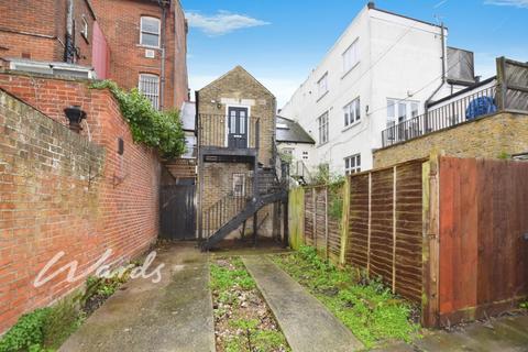 2 bedroom apartment to rent, High Street, Whitstable CT5