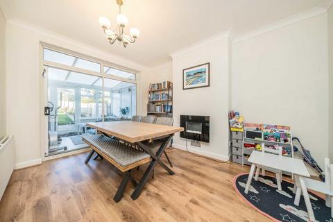 3 bedroom semi-detached house for sale, Southwood Drive, Surbiton KT5