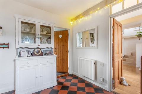 2 bedroom terraced house for sale, 6, Chapel Knapp Gastard