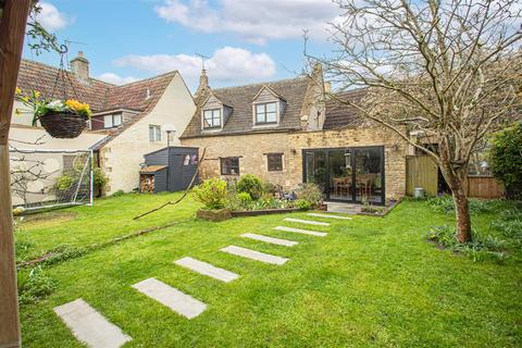 2 bedroom terraced house for sale, 6, Chapel Knapp Gastard