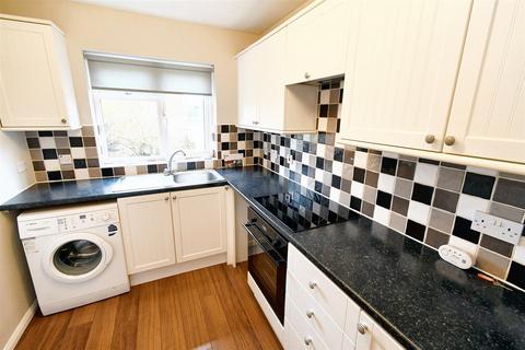 2 bedroom semi-detached house for sale, Berenska Drive, Leamington Spa