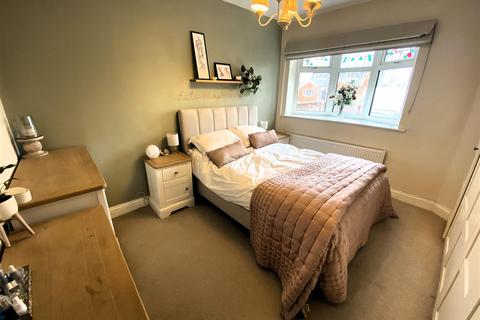 22 The Fairway, Burbage, Hinckley, LE10 2TZ