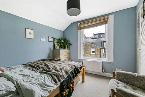 2 bedroom apartment to rent, Trent Road, London, SW2