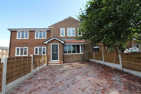 4 bedroom semi-detached house to rent, Birch Avenue, Bury BL8