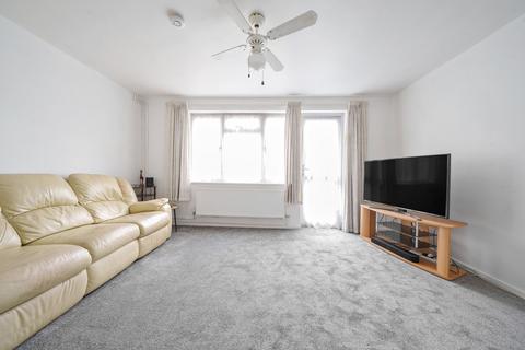 3 bedroom duplex for sale, Stable Close, Northolt, Middlesex