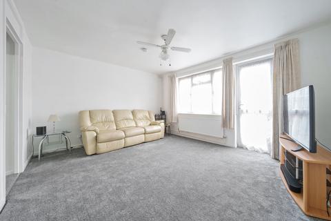 3 bedroom duplex for sale, Stable Close, Northolt, Middlesex