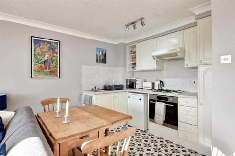 1 bedroom flat for sale, Rock Channel Quay, Rye