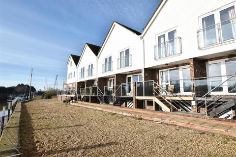 1 bedroom flat for sale, Rock Channel Quay, Rye