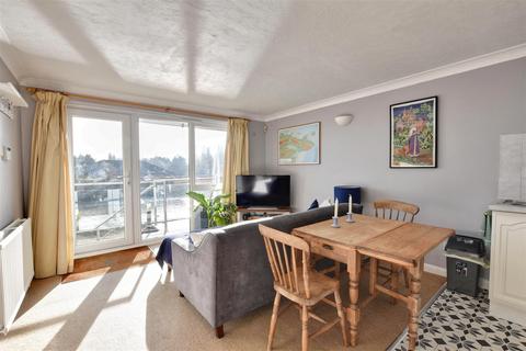 1 bedroom flat for sale, Rock Channel Quay, Rye