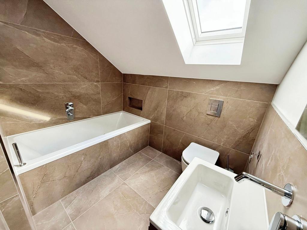 En-suite Bathroom