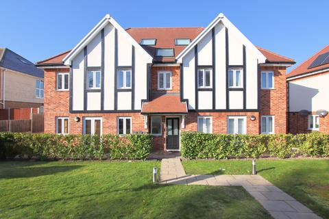 3 bedroom flat for sale, Orchard Way, Shirley