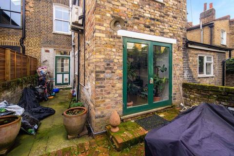 45 Wellington Row, London, E2 7BB