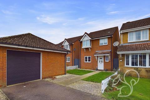 3 bedroom detached house for sale, Scythe Way, Colchester