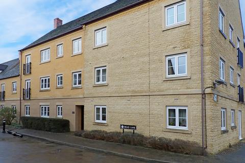 2 bedroom apartment to rent, Mead Lane, Witney OX28