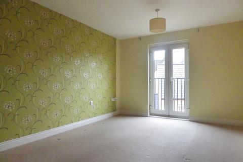 2 bedroom apartment to rent, Mead Lane, Witney OX28