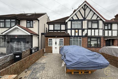 3 bedroom semi-detached house to rent, Westbrook Road, HOUNSLOW TW5