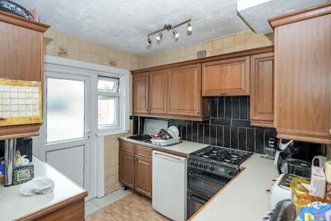 3 bedroom terraced house for sale, Hounslow TW5