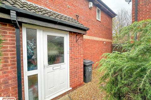 2 bedroom semi-detached house to rent, Taunton TA1