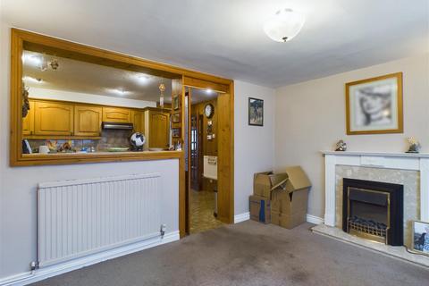 3 bedroom semi-detached house for sale, 11 St. Peters Crescent, Norton, Malton, North Yorkshire, YO17 9AN