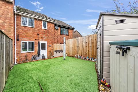 90 Chestnut Way, Honiton, EX14 2XF