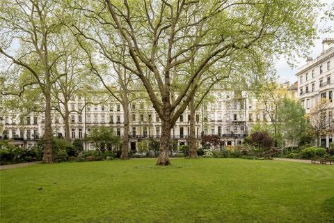 2 bedroom apartment to rent, Ennismore Gardens, London, SW7