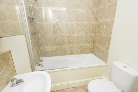 5 bedroom flat to rent, Hope Drive, Nottingham NG7