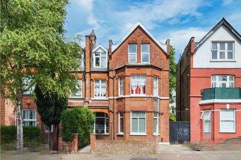 3 bedroom flat for sale, Park Avenue, Willesden Green, NW2