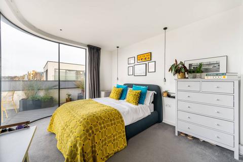 1 bedroom flat for sale, Regent Street, Kensal Green, London, NW10