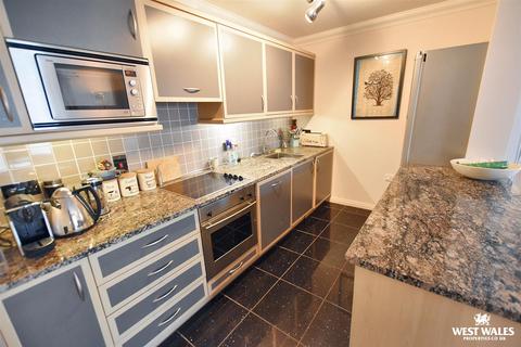 4 bedroom duplex for sale, Enfield Road, Broad Haven, Haverfordwest