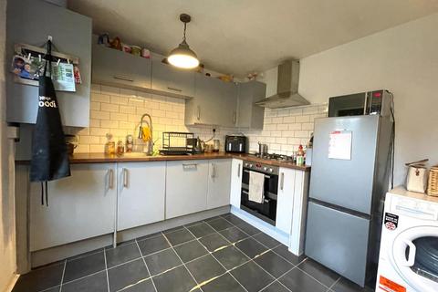 26 Gould Close, Street, BA16 0AZ