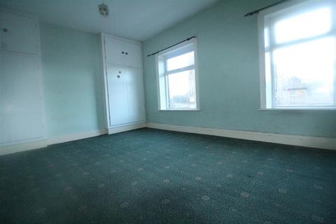 2 bedroom terraced house for sale, Huddersfield Road, Wyke, Bradford