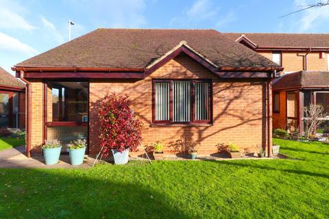 2 bedroom bungalow for sale, Glebe Farm Court, Up Hatherley