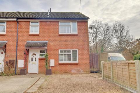 3 bedroom end of terrace house for sale, Rockram Gardens, Dibden