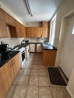 5 bedroom terraced house to rent, Wadbrough Road, Sheffield S11