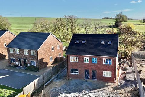 4 bedroom townhouse for sale, High Street, Brington, PE28