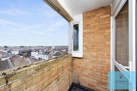 1 bedroom flat to rent, Clarendon Road, Hove, BN3