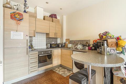 2 bedroom flat for sale, Banbury,  Oxfordshire,  OX16