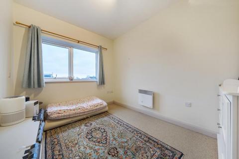 2 bedroom flat for sale, Banbury,  Oxfordshire,  OX16