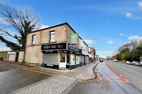 Workshop & retail space to rent, Bury New Road, Prestwich, M25