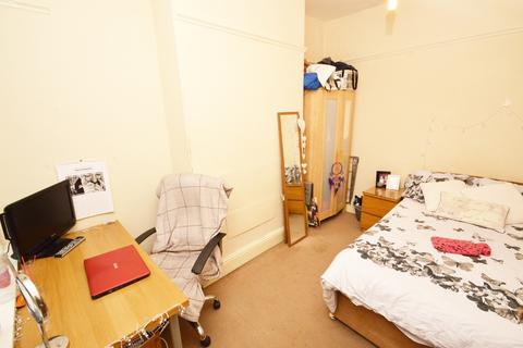 undefined, Olivia Grove, Manchester M14