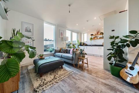 2 bedroom apartment for sale, Bramah Court, 2 Breakspear Gardens, London, SW19