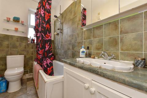 34 Greenleaf Road, London, E17 6QQ