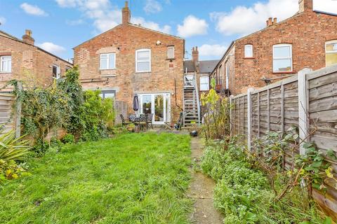 34 Greenleaf Road, London, E17 6QQ