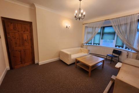 2 bedroom flat to rent, Hedgeley, Woodford Avenue, Ilford, Essex, IG4