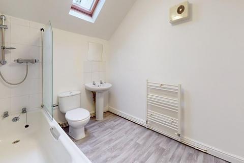 2 bedroom flat to rent, 22 Egerton Road, Egerton Road, Manchester M14